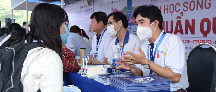 Lọc ảo chung tất cả phương thức xét tuyển 2022, thuận lợi cho các trường top trên còn khó cho các trường top giữa và top dưới?