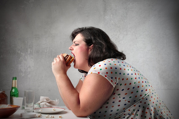 Bệnh máu nhiễm mỡ thường gặp ở người béo phì, thừa cân