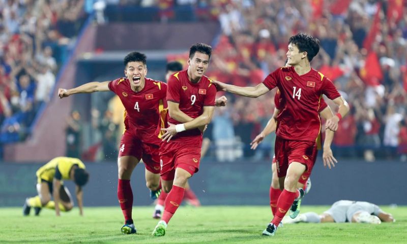 Tiến Linh ghi bàn thắng duy nhất giúp U23 Việt Nam đánh bại U23 Malaysia 1-0. Ảnh: Anh Khoa.