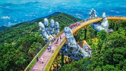 Cầu Vàng, Đà Nẵng điểm du lịch hấp dẫn của Việt Nam. Ảnh internet