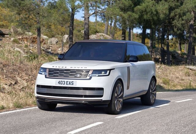 Triệu hồi Range Rover 2022 do lỗi cảm biến va chạm phía trước