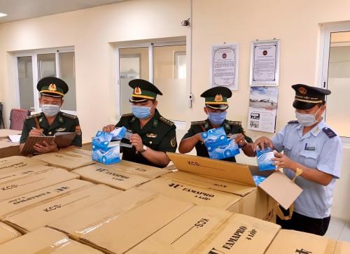 Thông tin về 2 lô hàng khẩu trang chống dịch do kiều bào ở Hồng Kông và doanh nghiệp ở Đức viện trợ
