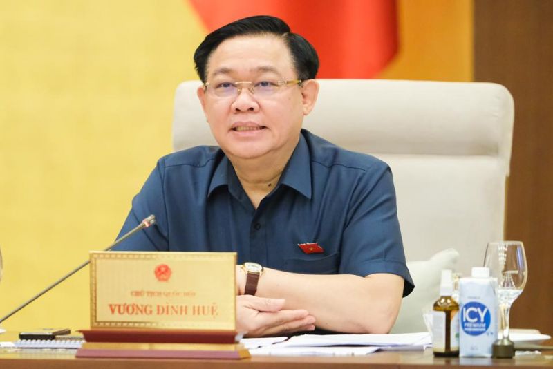 Chủ tịch Quốc hội Vương Đình Huệ phát biểu kết luận (Ảnh: Quochoi.vn)
