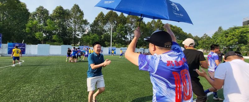 Những niềm vui vỡ oà... Những niềm vui vỡ oà...