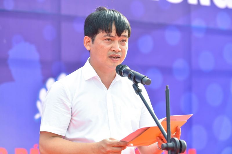 Nhà báo Trần Đại Nhà báo Trần Đại