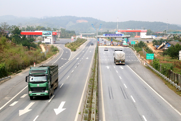 Cao tốc đoạn Yên Bái-Lào Cai hiện tại. Ảnh internet