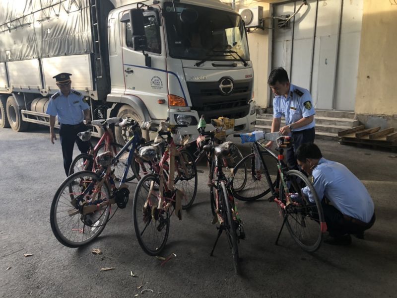 Hà Tĩnh: Phát hiện, xử lý lô xe đạp “bãi” nhập lậu
