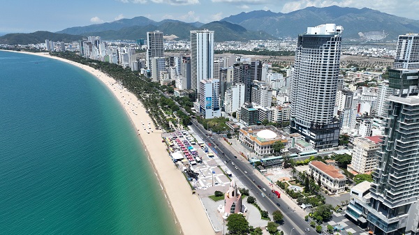 Thành phố biển Nha Trang đang vào mùa du lịch