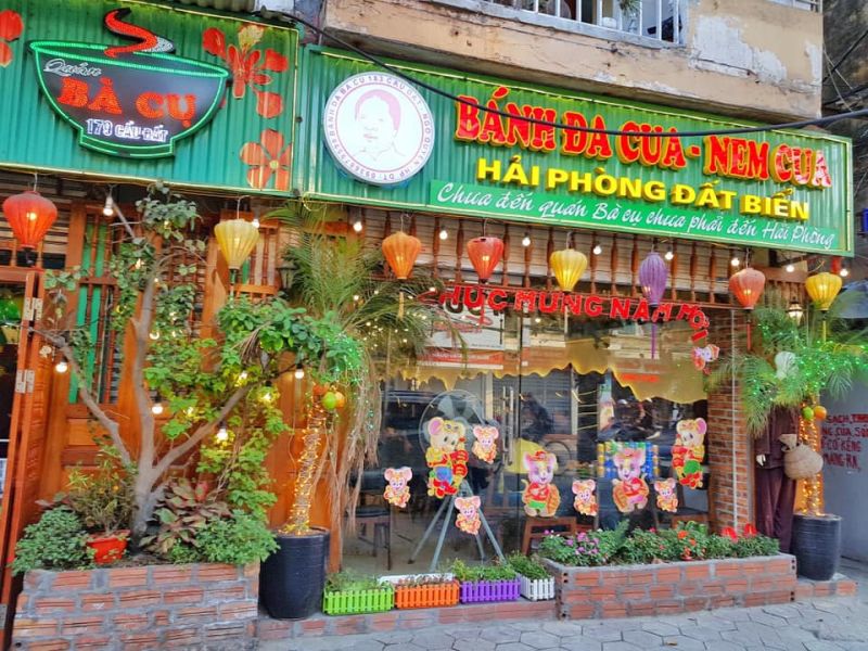 Bánh đa cua “Bà Cụ” – một trong những thương hiệu nổi tiếng tại Thành phố Cảng