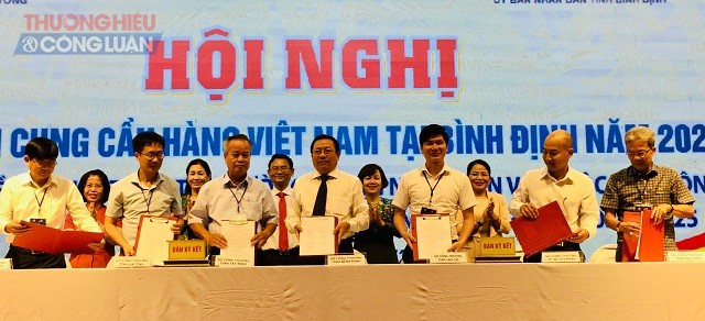Lễ ký kết Biên bản ghi nhớ, hợp tác liên kết cung - cầu hàng hóa hai chiều giữa Sở Công THương các tỉnh, thành phố.