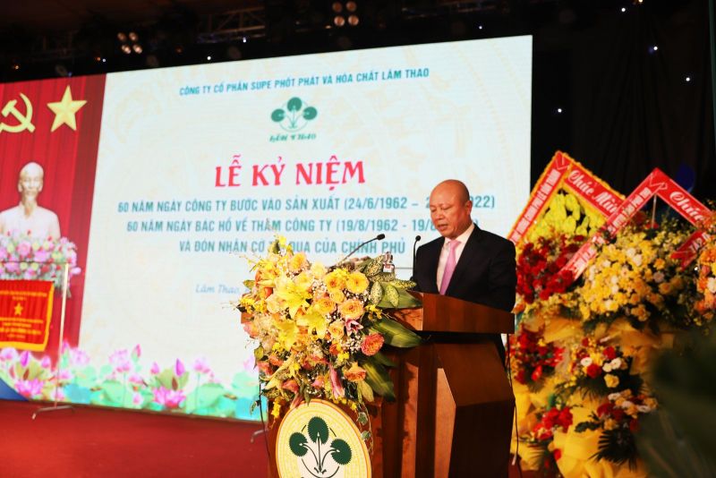 Bí thư Đảng ủy, Chủ tịch HĐTV Tập đoàn Hóa chất Việt Nam Nguyễn Phú Cường phát biểu tại buổi lễ