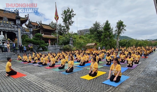 Đây là hoạt động thiết thực kỷ niệm 50 năm Ngày thiết lập quan hệ ngoại giao Việt Nam-Ấn Độ và chào mừng Ngày Quốc tế Yoga lần thứ 8