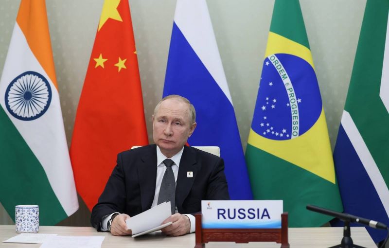 Tổng thống Nga Vladimir Putin nêu quan điểm về khủng hoảng lương thực toàn cầu tại Hội nghị thượng đỉnh trực tuyến BRICS+. Nguồn TASS