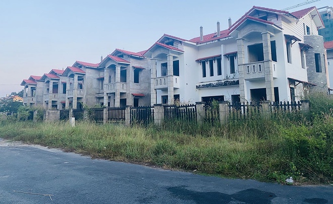 Chế tài về việc đánh thuế cao với người nhiều nhà đất, đầu cơ và đất bỏ hoang