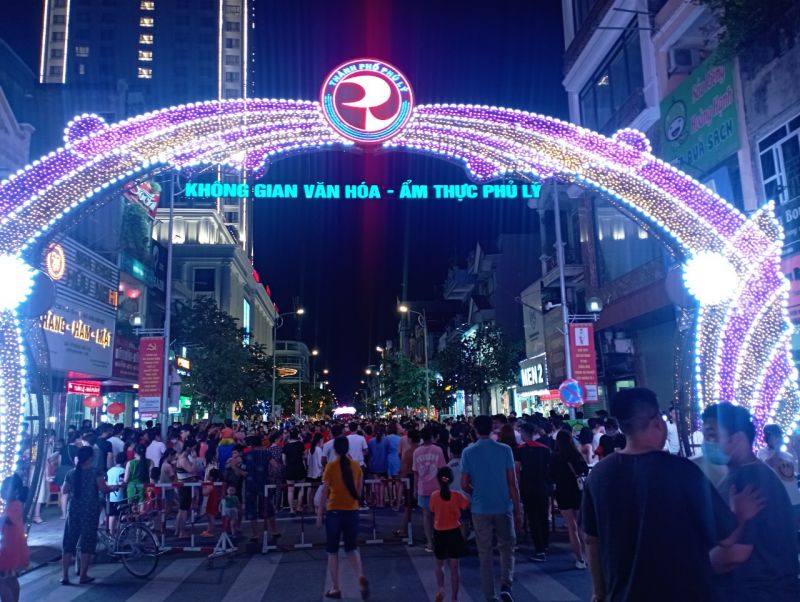 Hà Nam khai thác phố đi bộ Văn hoá - Ẩm thực gắn liền với phát triển thương mại, du lịch