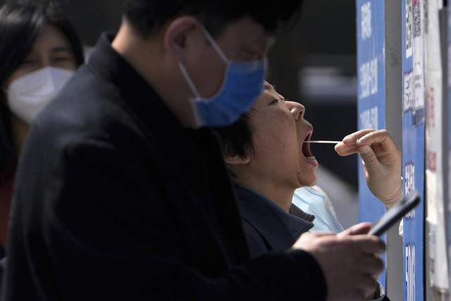 Thượng Hải đã lần đầu tiên không ghi nhận ca nhiễm mới Covid-19 kể từ tháng 3/2022 (Ảnh: AP)
