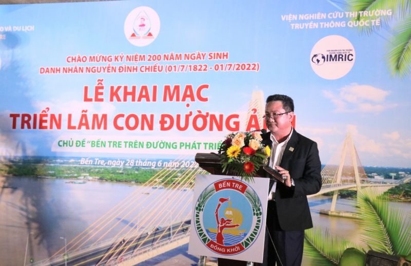 Luật gia Hồ Minh Sơn, Viện trưởng Viện Nghiên cứu Thị trường – Truyền thông Quốc tế (IMRIC) phát biểu tại buổi lễ