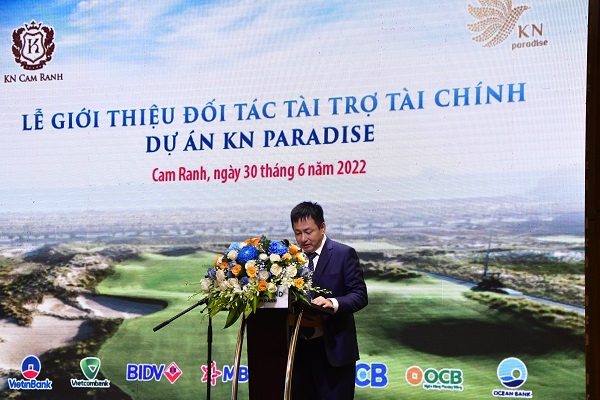 Ông Lê Huy Hoàng- Thành viên HĐQT Công ty TNHH KN Cam Ranh, đại diện chủ đầu tư phát biểu