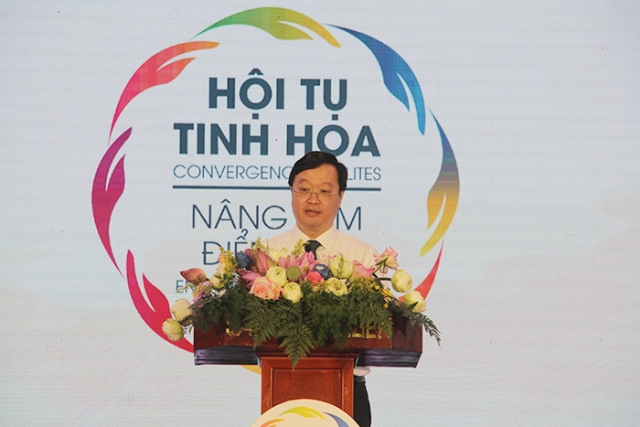 Chủ tịch UBND tỉnh Nguyễn Đức Trung cho biết Nghệ An phát biểu tại diễn đàn