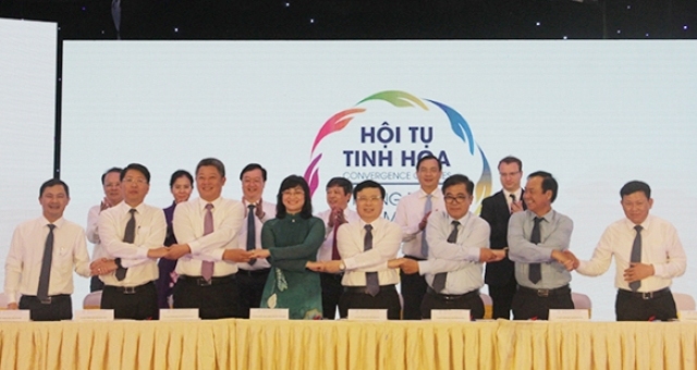 Ký kết Thỏa thuận Hợp tác liên kết phát triển du lịch giữa thành phố Hà Nội, thành phố Hồ Chí Minh và các tỉnh Bắc Trung Bộ mở rộng giai đoạn 2022 - 2025 và Kế hoạch triển khai các hoạt động liên kết giai đoạn 2022 – 2023