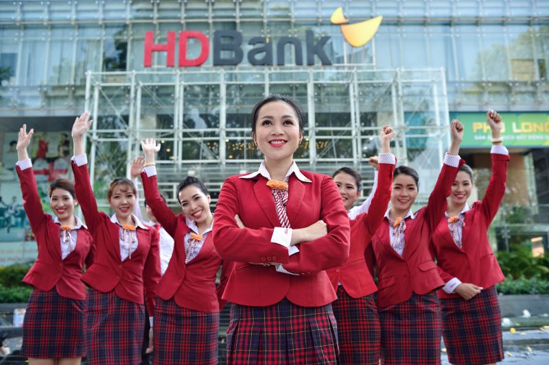Đi cùng với kế hoạch mở rộng mạng lưới, HDBank tiếp tục tuyển dụng 250 cán bộ nhân viên