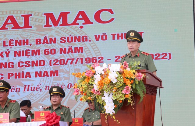 Trung tướng Lê Quốc Hùng phát biểu khai mạc Hội thi