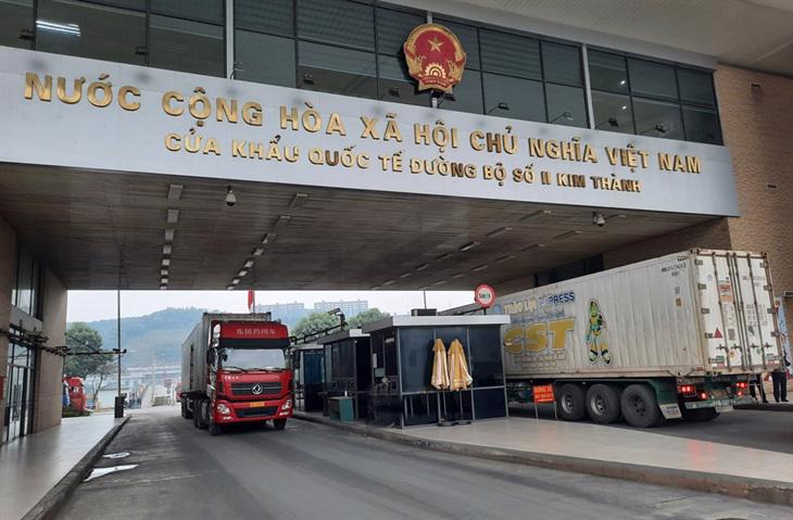 Lào Cai sẽ có thêm 02 cặp cửa khẩu quốc tế và 06 lối thông quan/đường chuyên dụng vận chuyển hàng hóa trên tuyến biên giới đất liền Việt Nam - Trung Quốc (Ảnh minh hoạ)