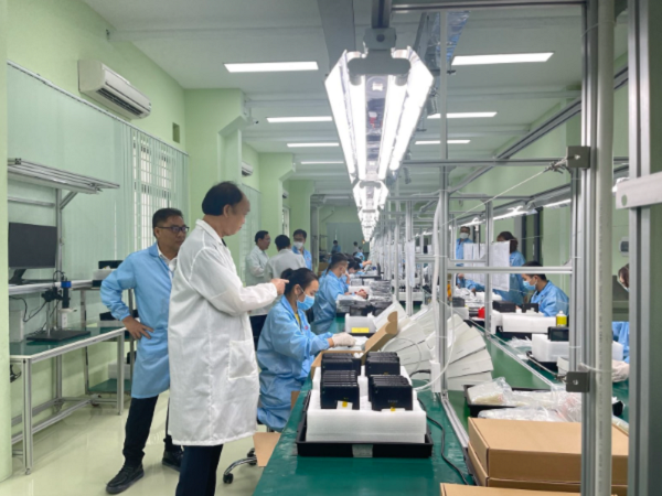 Nhà máy chế tạo, sản xuất và lắp ráp các dòng máy tính bảng, laptop, máy server và các thiết bị điện tử bảo mật chất lượng cao mang thương hiệu Việt Nam tại Xelex