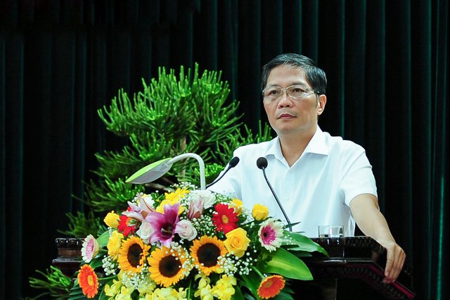 Đồng chí Trần Tuấn Anh, Ủy viên Bộ Chính trị, Trưởng Ban Kinh tế Trung ương phát biểu tại Hội nghị - Ảnh: VGP/HT