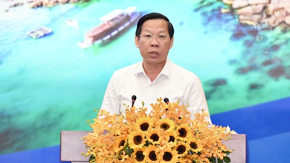 Chủ tịch UBND TP. Hồ Chí Minh Phan Văn Mãi phát biểu tại hội nghị