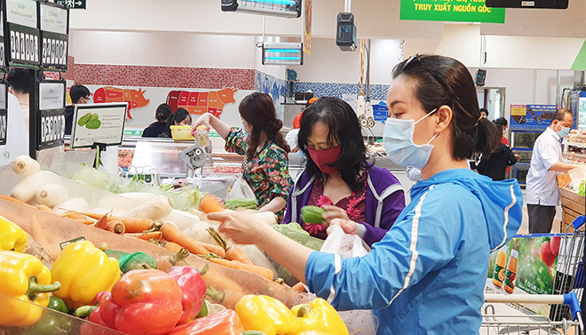 Dự báo của Standard Chartered lạm phát Việt Nam năm 2022 vượt 4%