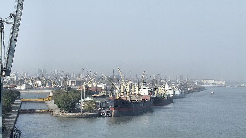 Cảng Mumbai, Ấn Độ. Nguồn The Print
