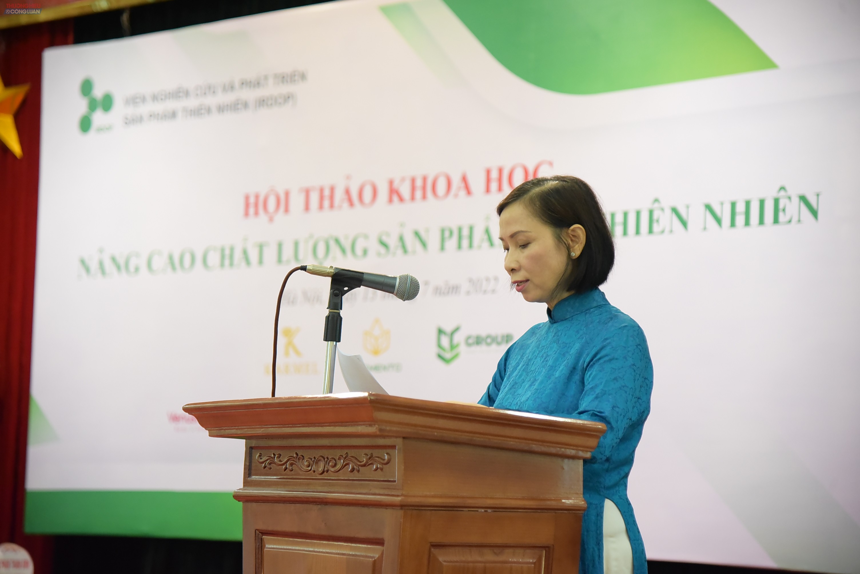 PGS. TS Trần Thị Oanh, Chủ tịch hội đồng Viện IRDOP phát biểu tại hội thảo