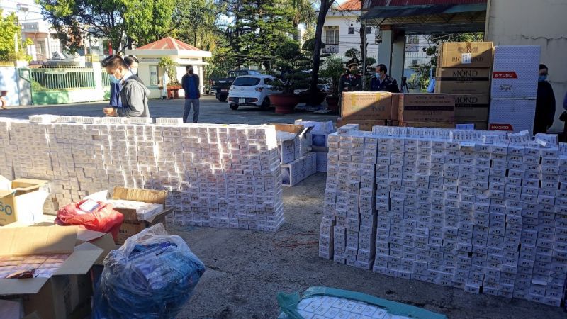 Khởi tố 13 vụ buôn lậu, gian lận thương mại và hàng giả