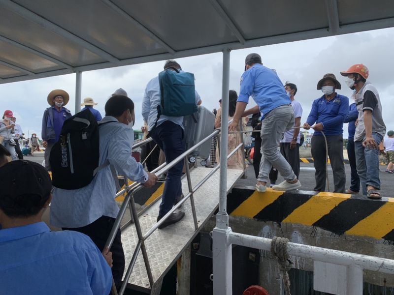 Việc vận h&agrave;nh thử nghiệm cảng Bến Đ&igrave;nh nhằm ph&aacute;t hiện những khiếm khuyết để khắc phục trước khi đưa v&agrave;o vận h&agrave;nh ch&iacute;nh thức