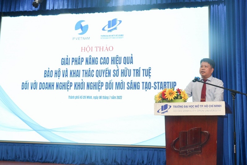 Lê Nguyễn Quốc Khang, Phó Hiệu trưởng Trường Đại học Mở TP. Hồ Chí Minh, phát biểu chào mừng tại hội thảo