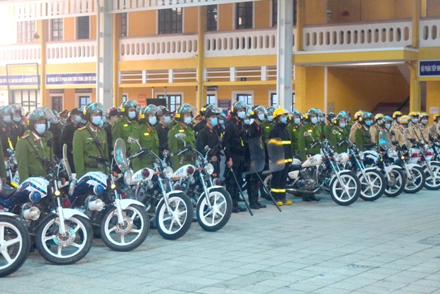 Lực lượng CSND Thừa Thiên Huế ra quân trấn áp tội phạm