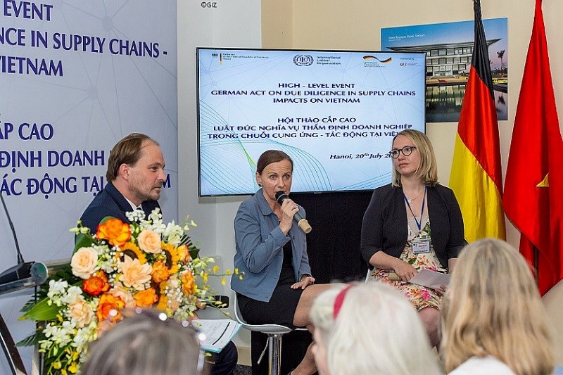 Các chuyên gia chia sẻ về Luật LkSG của Đức tại sự kiện. Nguồn ĐSQ Đức tại Hà Nội