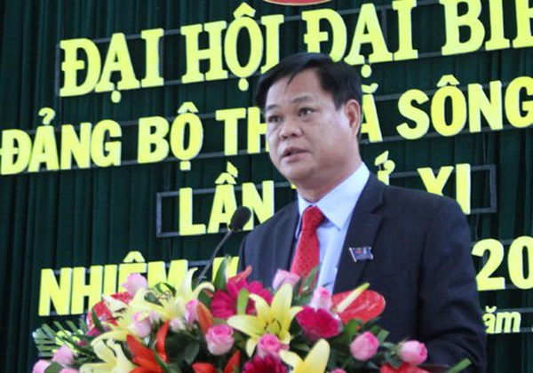 Bộ Chính trị kỷ luật cảnh cáo ông Huỳnh Tấn Việt. Ảnh NLĐ