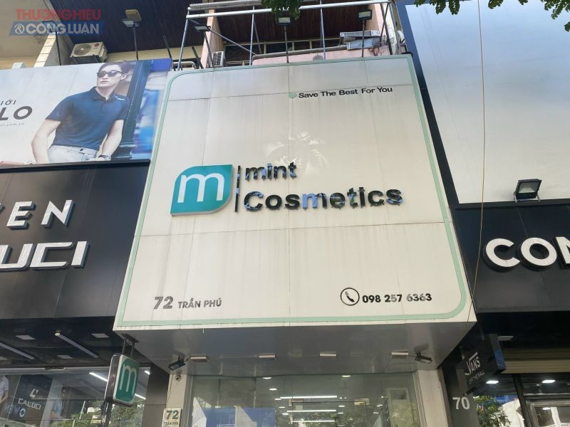 Hệ thống cửa hàng Mint Cosmetics: Nhiều sản phẩm không tem nhãn phụ Tiếng Việt, nhân viên nói “hàng xách tay”