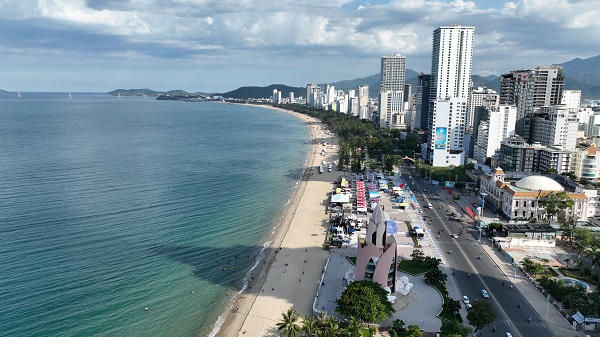 Thành phố biển Nha Trang, nơi tổ chức Giải Cánh Diều 2021