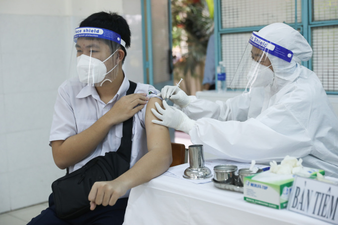 TP. Hồ Chí Minh khởi động tháng cao điểm tiêm vaccine Covid cho trẻ