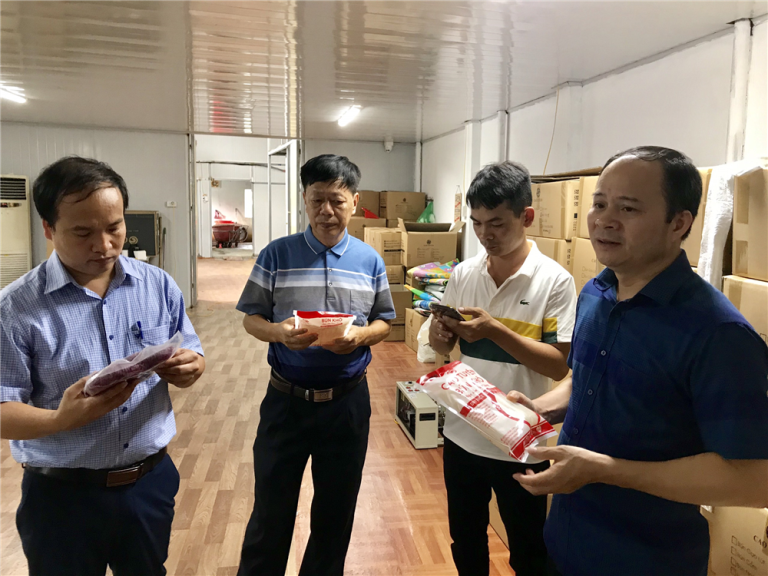Các Ban ngành chức năng tỉnh Cao Bằng thường xuyên kiểm tra, giám sát các chủ thể có sản phẩm Ocop để giữ vững chất lượng cho các sản phẩm.