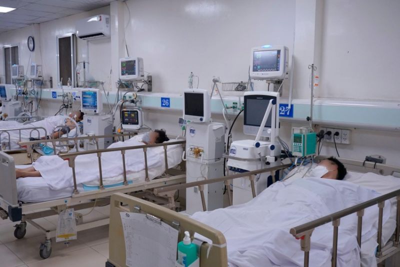 Bệnh viện nhân dân Gia Định tiếp nhận thêm 5 người uống rượu pha cồn methanol nhập viện