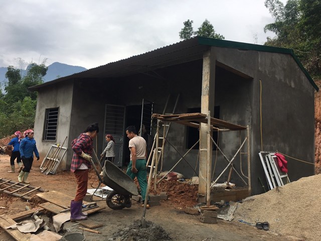 Từ hôm nay, hộ nghèo, cận nghèo được hỗ trợ tối đa 40 triệu đồng để xây nhà