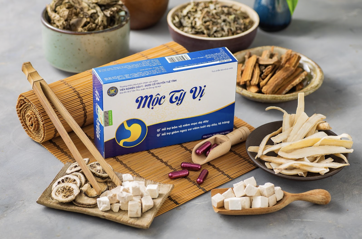 Sự kết hợp của các thảo dược quý dựa trên phương thuốc bí truyền Sự kết hợp của các thảo dược quý dựa trên phương thuốc bí truyền