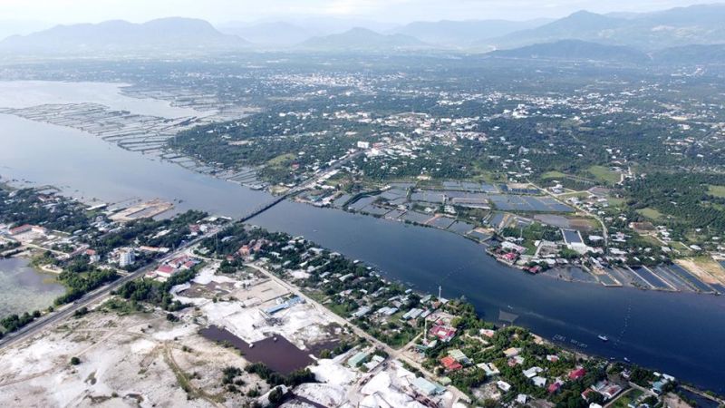 Khu vực huyện Cam Lâm được định hướng trở thành đô thị sân bay hiện đại, sinh thái, đẳng cấp quốc tế... Ảnh: Trung Vũ Khu vực huyện Cam Lâm được định hướng trở thành đô thị sân bay hiện đại, sinh thái, đẳng cấp quốc tế... Ảnh: Trung Vũ