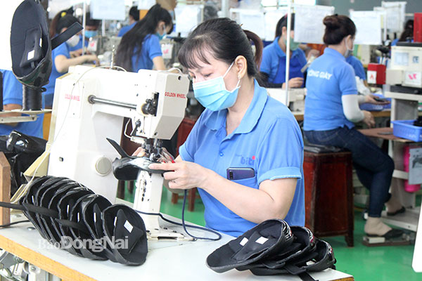 Nhiều công nhân làm việc tại Công ty TNHH Bình Tiên Biên Hòa (TP.Biên Hòa) đã nhận được tiền hỗ trợ thuê nhà