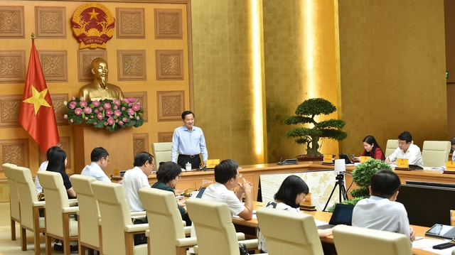 Với sự vào cuộc đồng bộ, hiệu quả của cả hệ thống chính trị từ trung ương đến địa phương, với sự ủng hộ của người dân, doanh nghiệp, công tác điều hành giá trong tháng 8 và 8 tháng năm 2022 đạt được kết quả rất tích cực. Ảnh VGP/Quang Thương