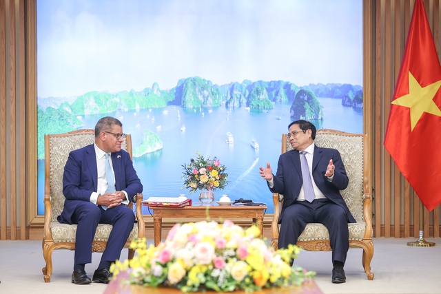 Thủ tướng Phạm Minh Chính: Việt Nam coi mục tiêu đạt phát thải ròng bằng “0” và chuyển đổi từ năng lượng hóa thạch sang năng lượng sạch và tái tạo là xu thế phát triển tất yếu của thế giới cũng như đối với Việt Nam. Ảnh VGP/Nhật Bắc